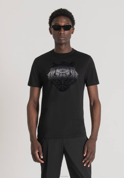 Antony Morato mężczyźni T-shirt o dopasowanym kroju z bawełny z cieniowanym nadrukiem tygrysa VNLT162 odzież czarny