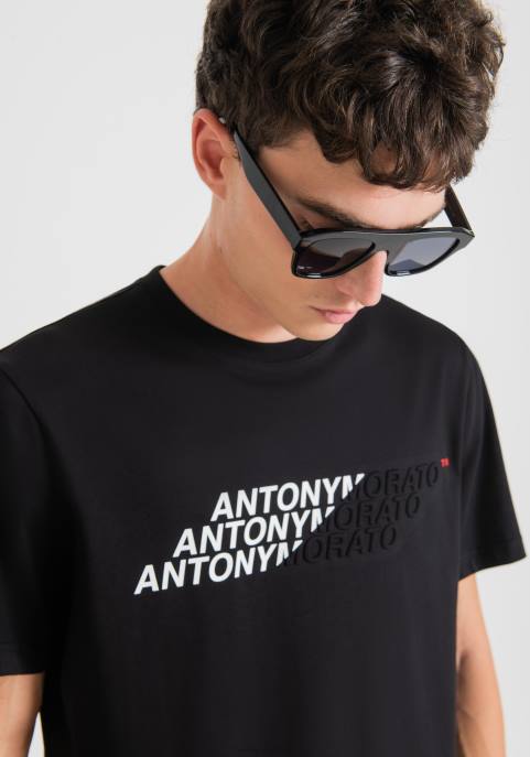Antony Morato mężczyźni T-shirt o regularnym kroju, wykonany z bawełny, z nadrukiem logo z efektem gumy VNLT171 odzież czarny