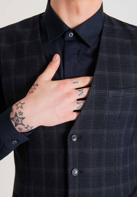 Antony Morato mężczyźni Kamizelka o dopasowanym kroju z mieszanki zawierającej rozciągliwą wiskozę, we wzór w kratkę VNLT32 odzież niebieski atrament