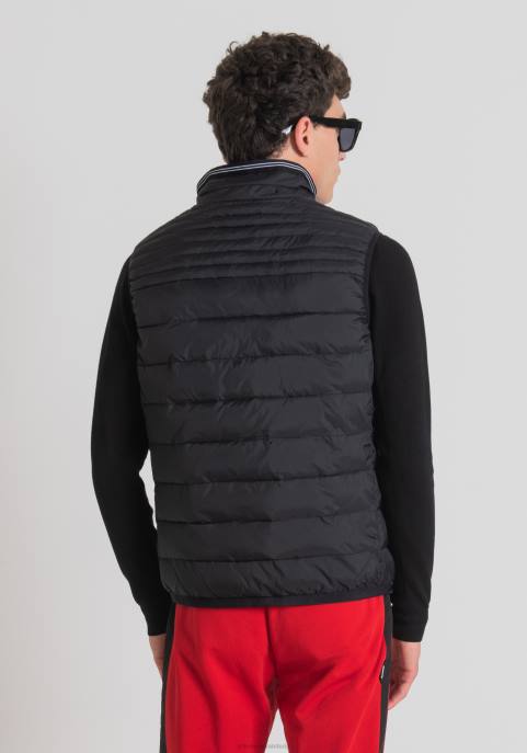 Antony Morato mężczyźni Nylonowa kurtka bez rękawów o dopasowanym kroju z ekologiczną wyściółką Sorona Aura VNLT9 odzież czarny