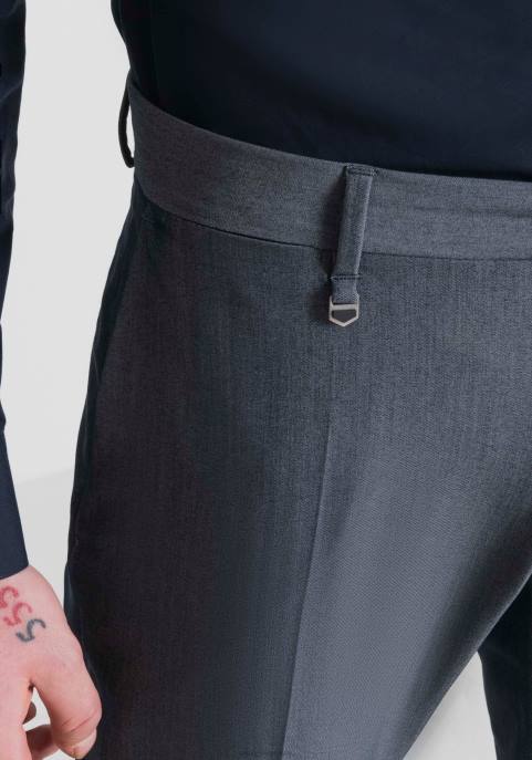 Antony Morato mężczyźni Spodnie Bonnie o dopasowanym kroju, z mieszanki elastycznej wiskozy imitującej dżins VNLT266 odzież jasny niebieski